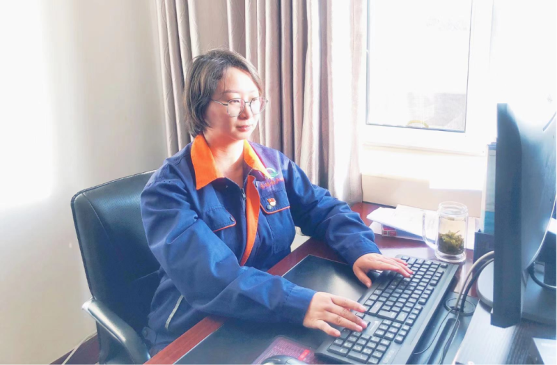省物產(chǎn)集團(tuán)黨務(wù)工作者、先進(jìn)模范持續(xù)熱議黨的二十大精神（二）